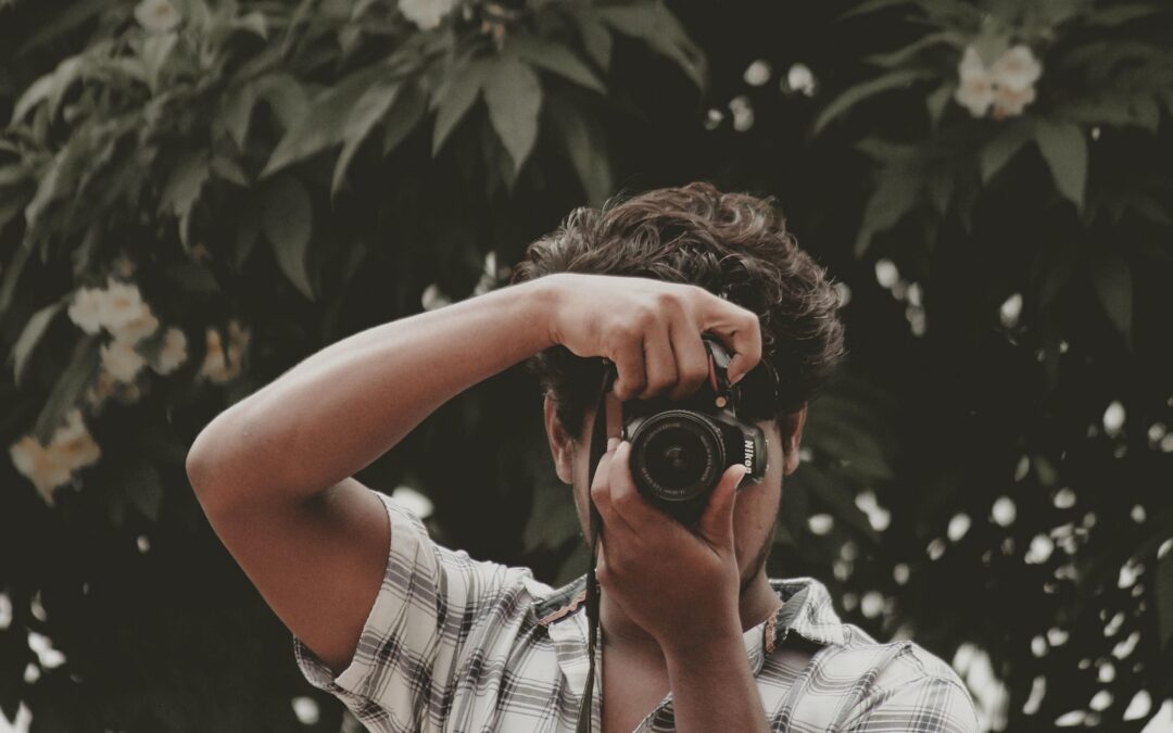 How to Structure Your Photography Business: Sole Proprietor, LLC, or S-Corp?